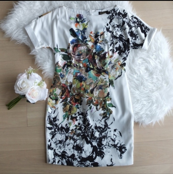 Abstract Print Soft Mini Dress - Picture 2 of 8